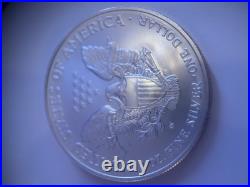US 2007 American Eagle One Ounce, 0.999 Silver. Uncirculated West Point Mint US 2007 American Eagle One Ounce, 0.999 Silver. Uncirculated West Point Mint