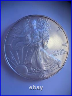 US 2007 American Eagle One Ounce, 0.999 Silver. Uncirculated West Point Mint US 2007 American Eagle One Ounce, 0.999 Silver. Uncirculated West Point Mint