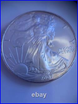 US 2007 American Eagle One Ounce, 0.999 Silver. Uncirculated West Point Mint US 2007 American Eagle One Ounce, 0.999 Silver. Uncirculated West Point Mint